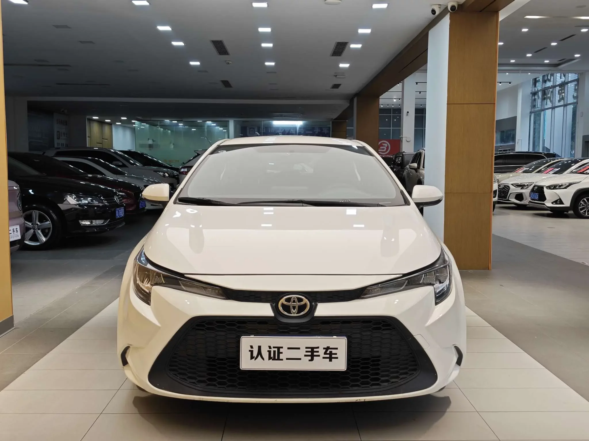 Toyota Levin (Lei Ling)  из Китая