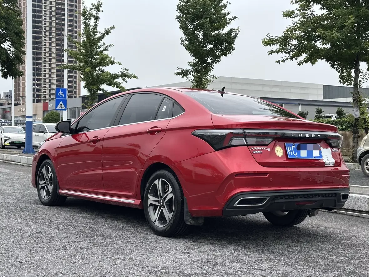 Omoda S5