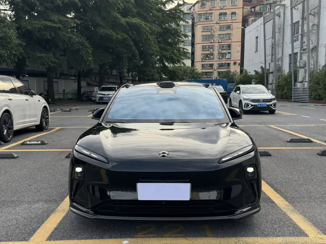 NIO ET5T