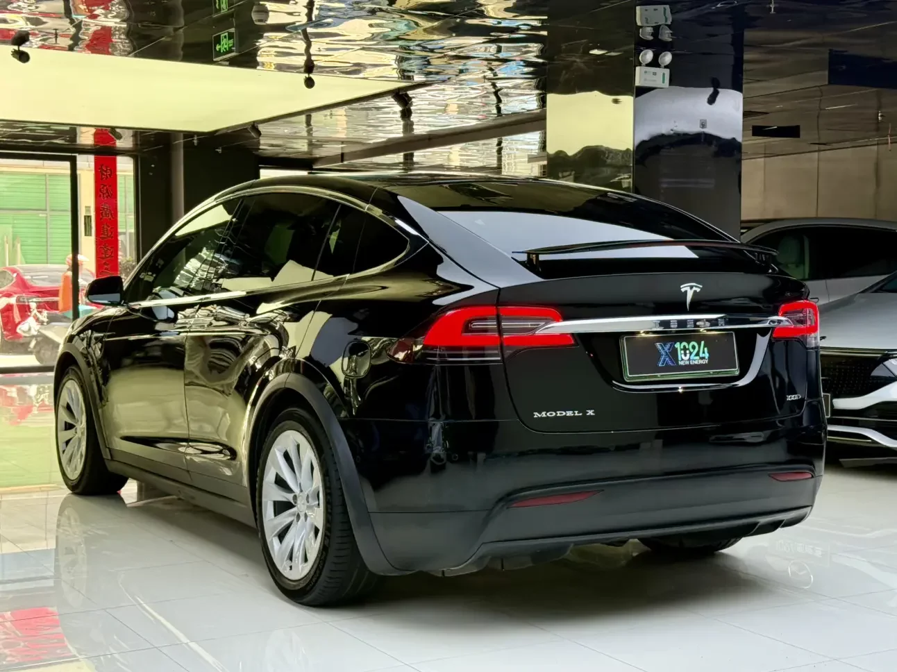 Tesla Model X