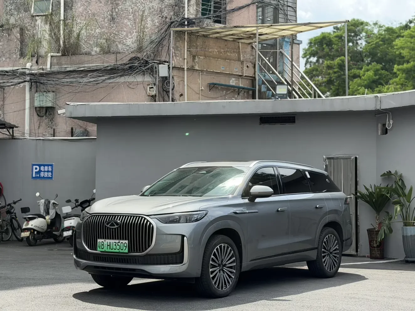 Chery Tiggo 9 C-DM