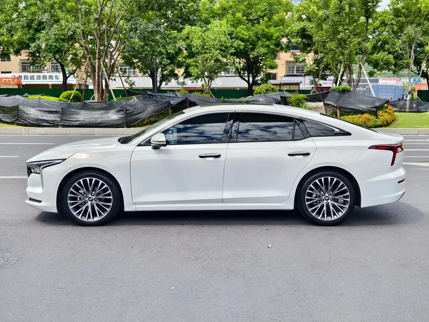 FAW Bestune B70