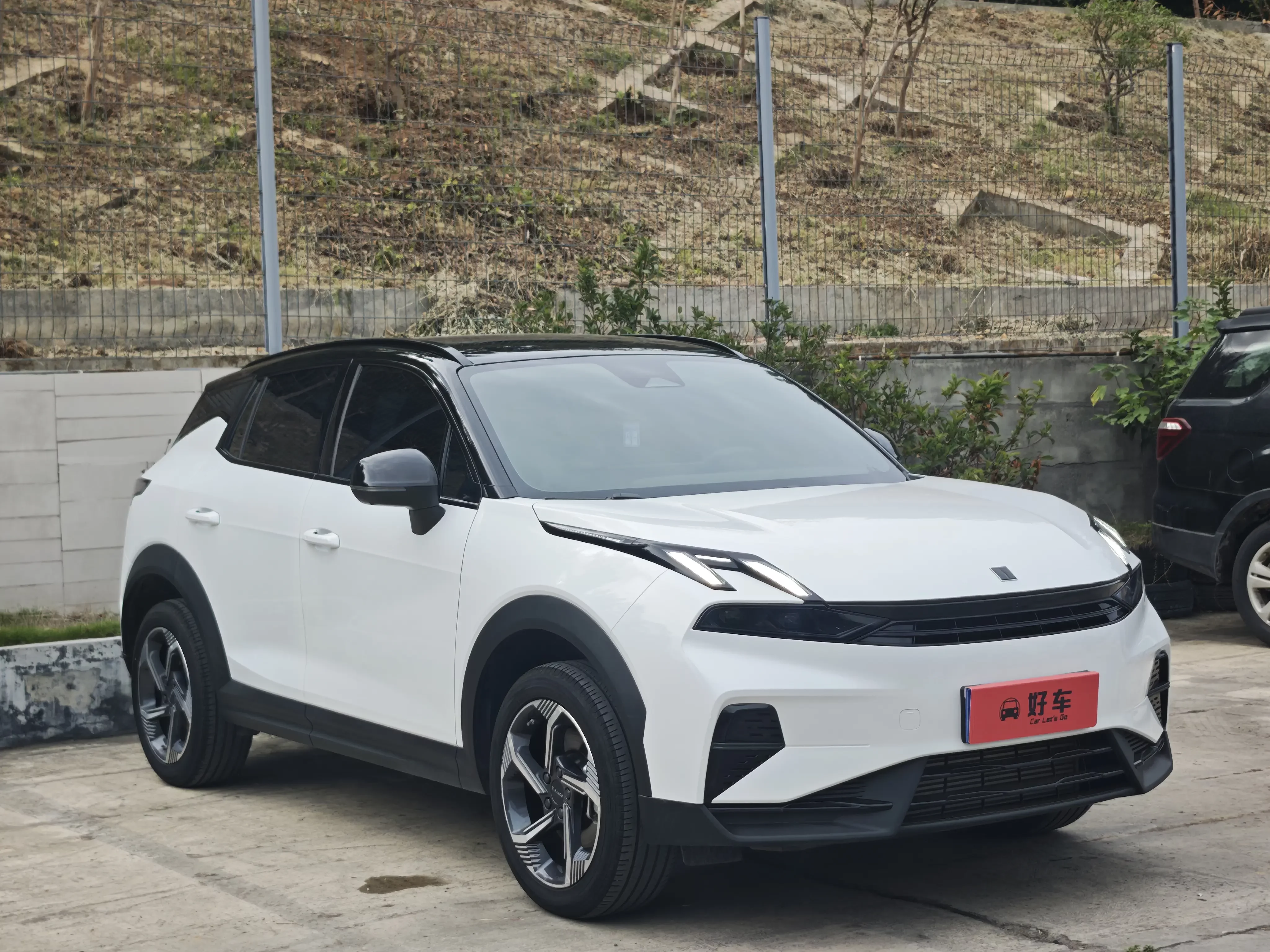 Lynk & Co 06