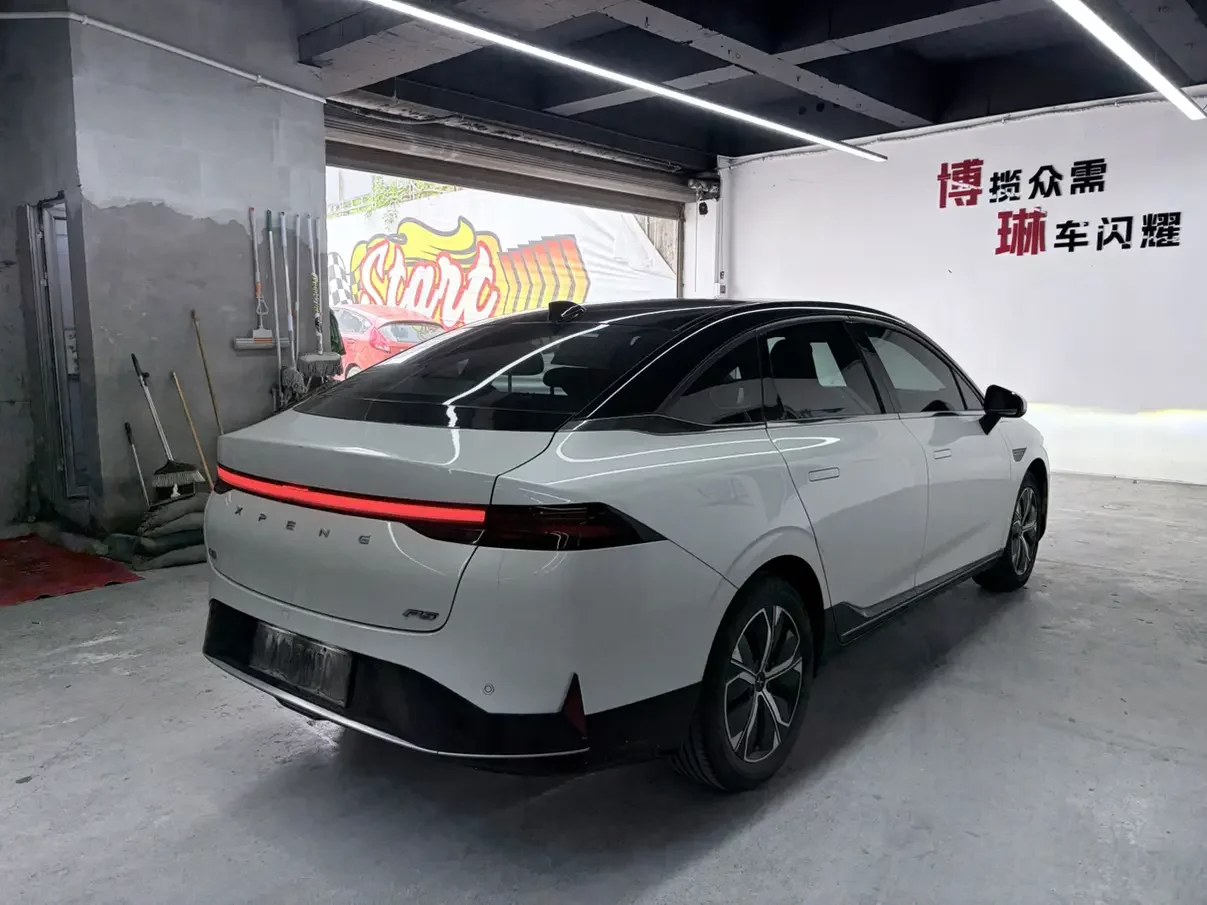 Xpeng P5