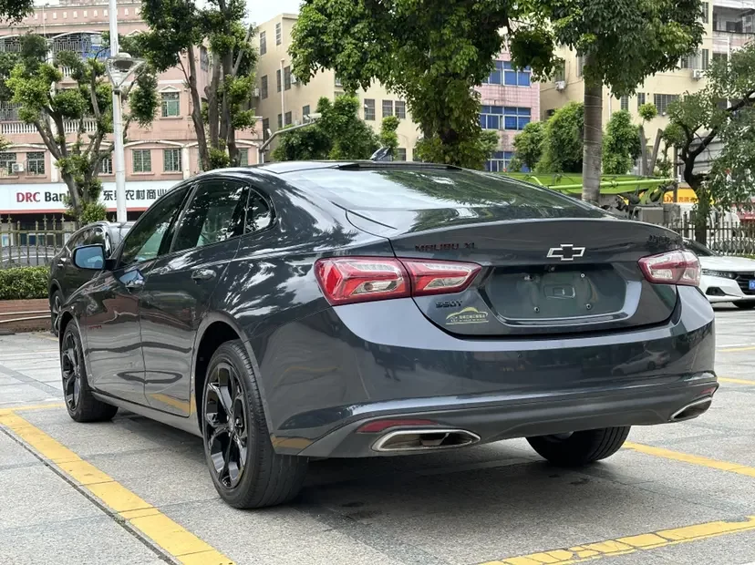 Chevrolet Malibu XL