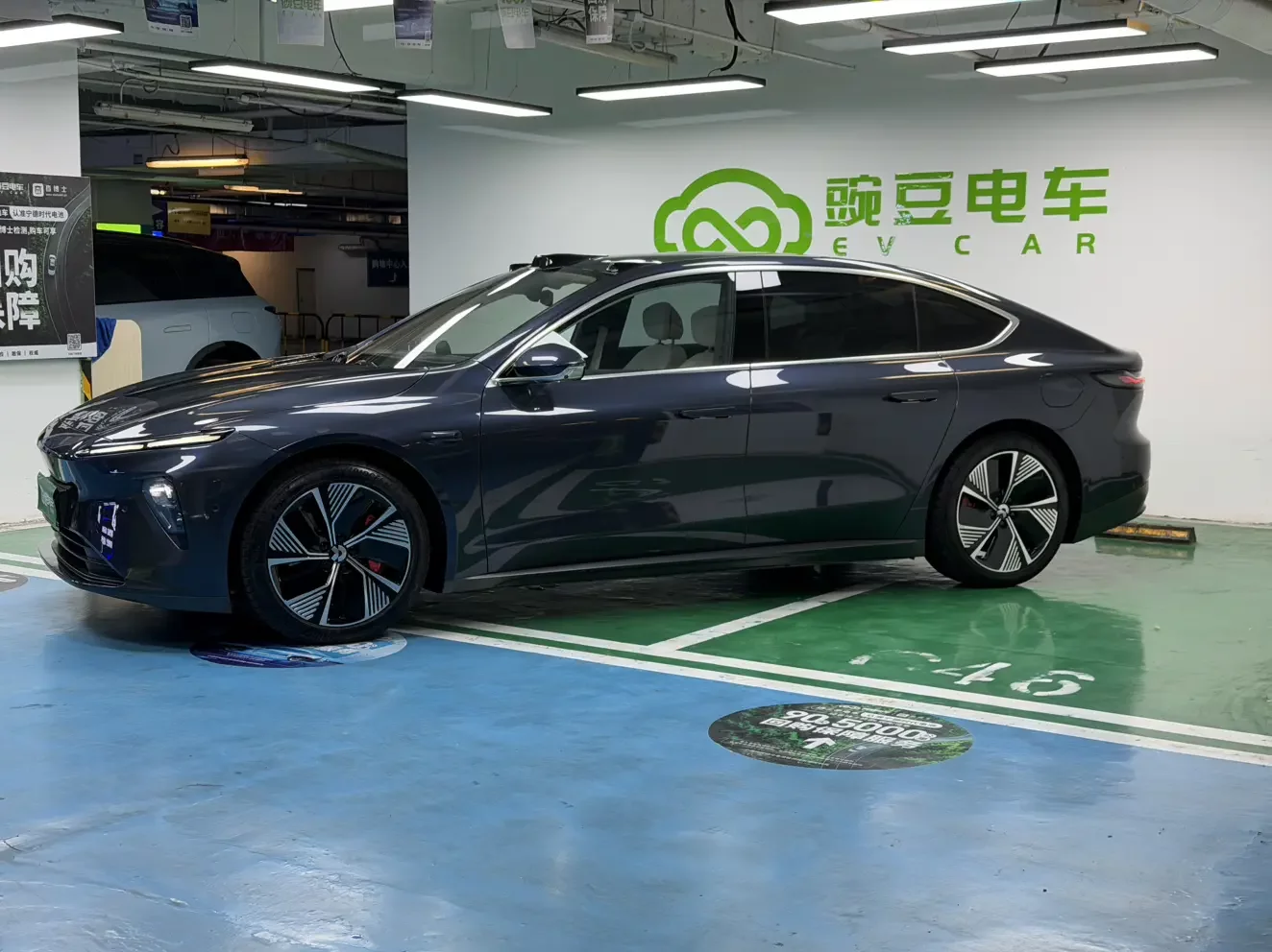 NIO ET7