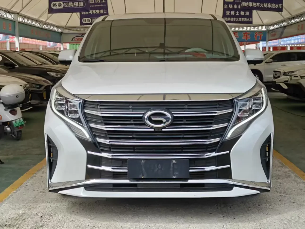 GAC Trumpchi M8