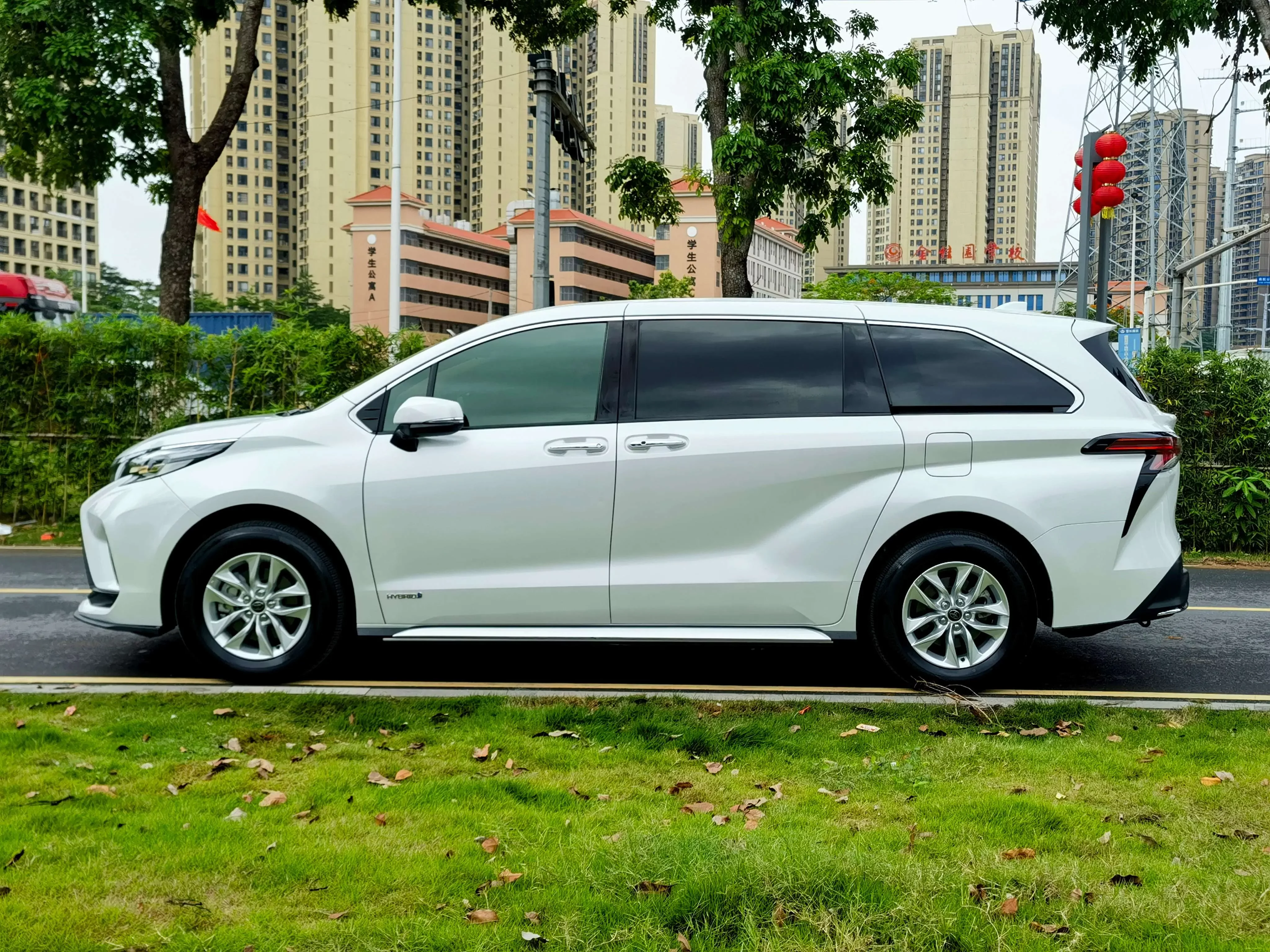 Toyota Granvia