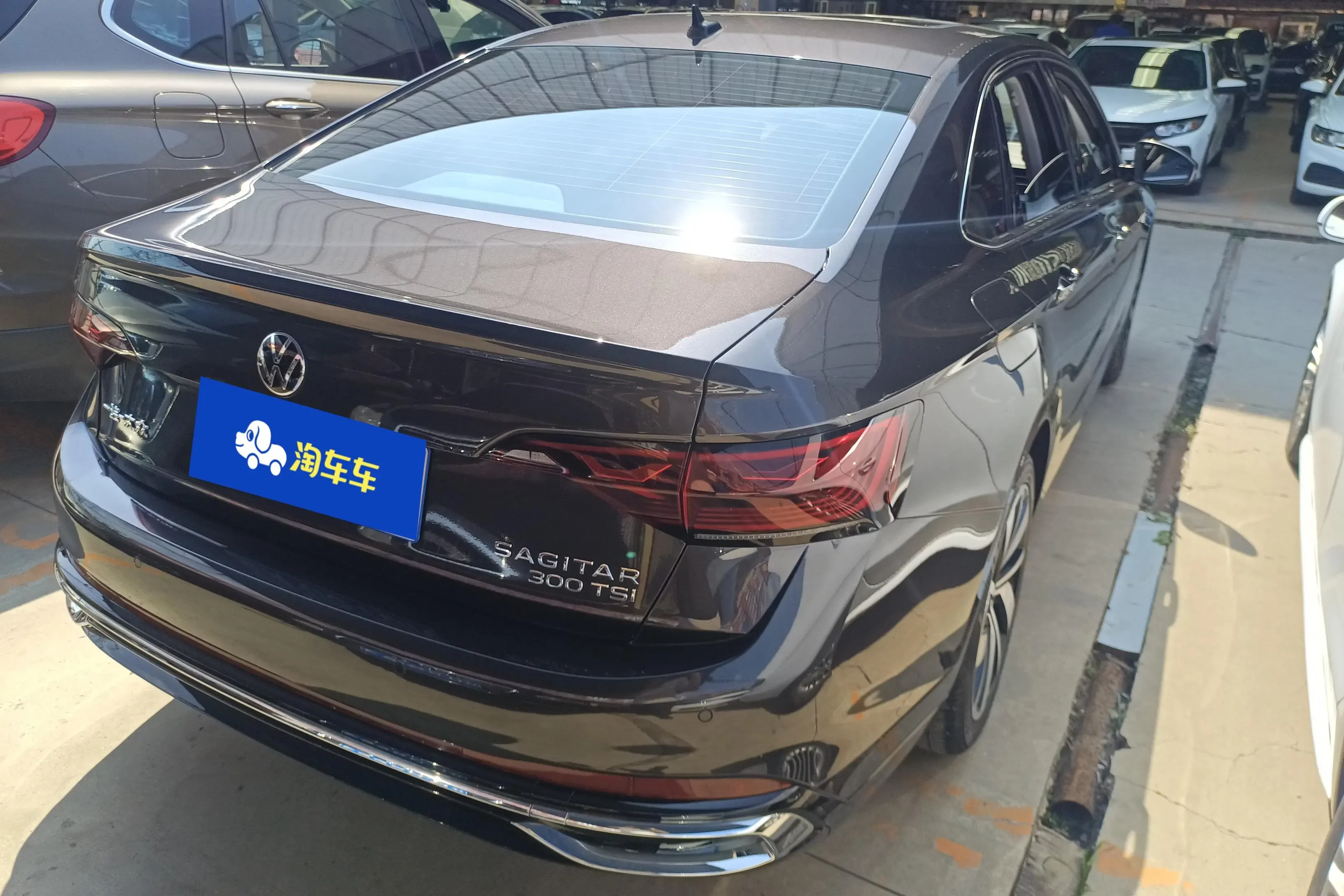 Volkswagen Sagitar