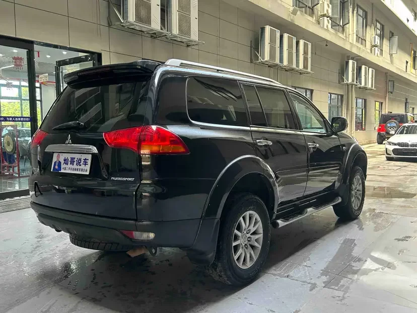 Mitsubishi Pajero Jinchang