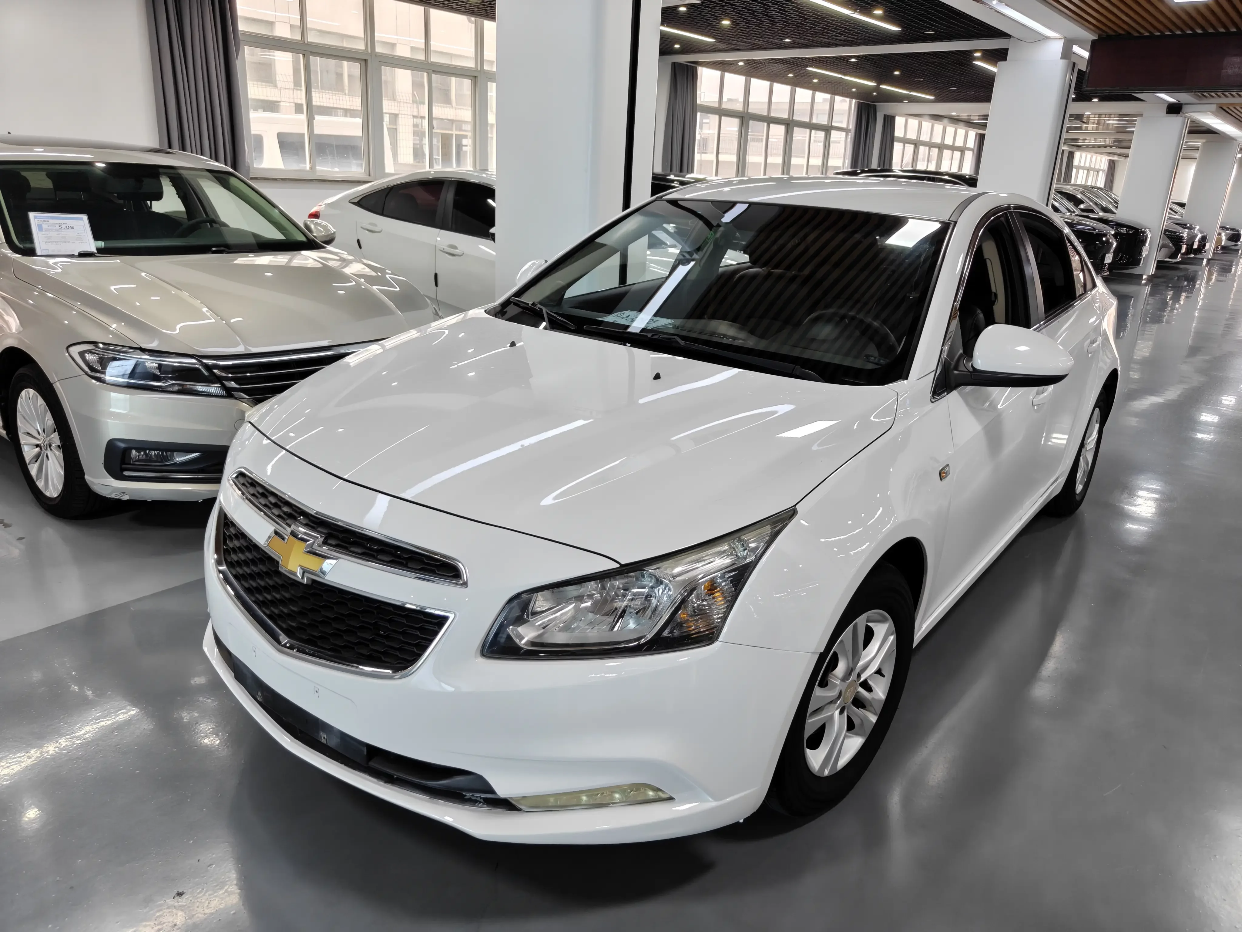 Chevrolet Monza (Cruze)  из Китая