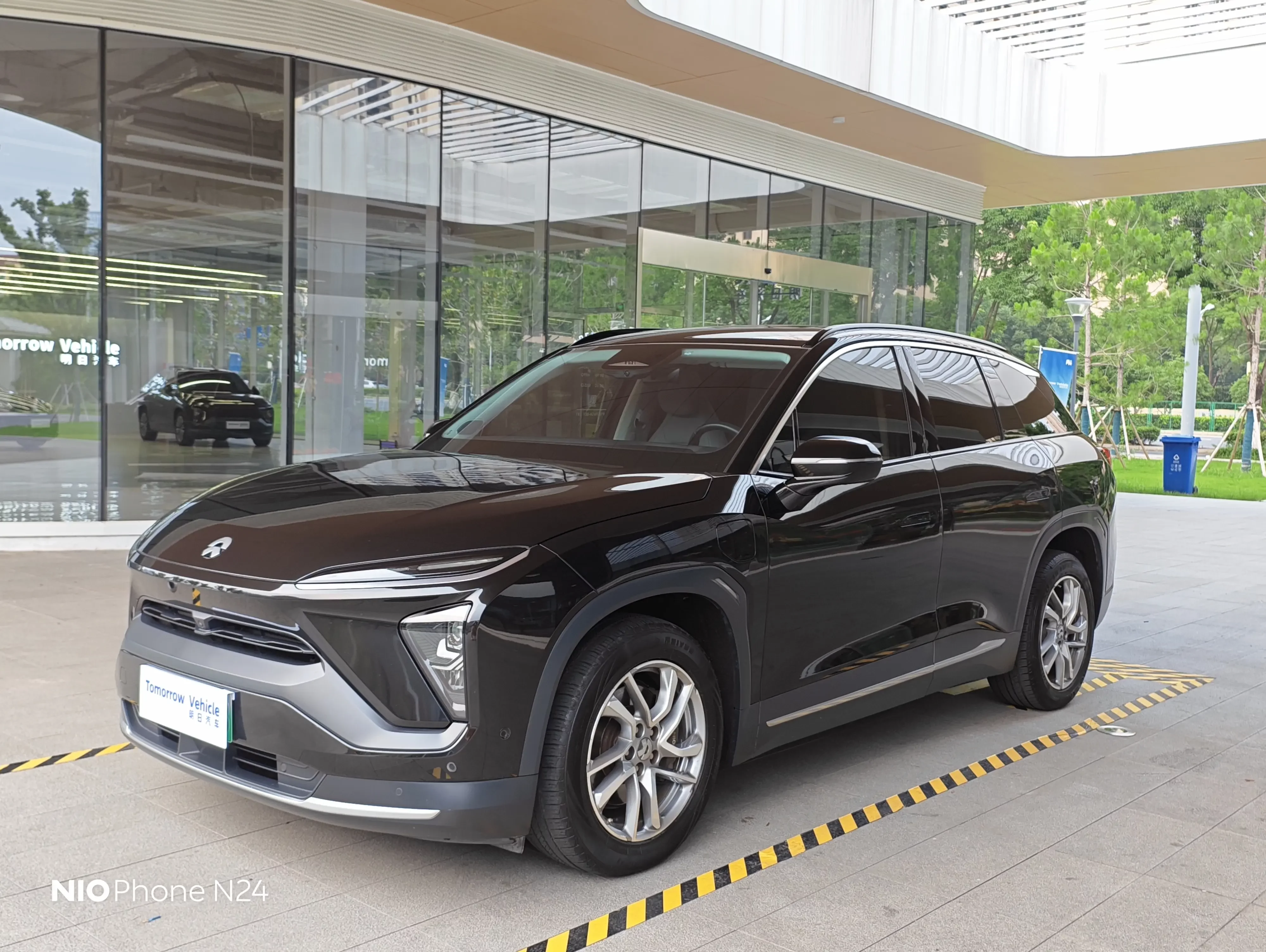 NIO ES6