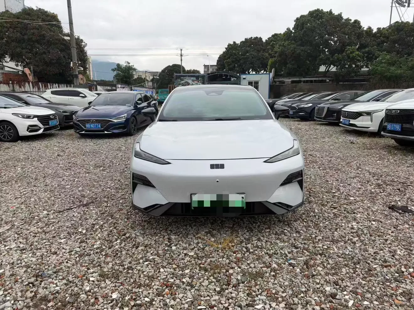 Geely Galaxy E8