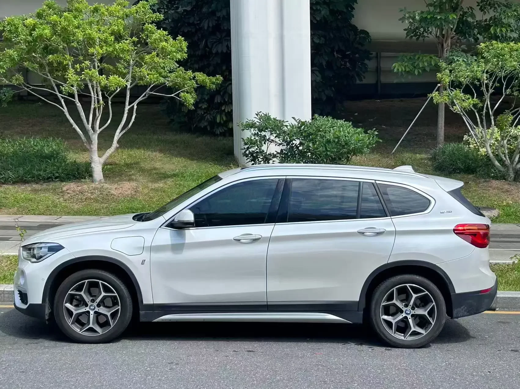 BMW X1 PHEV