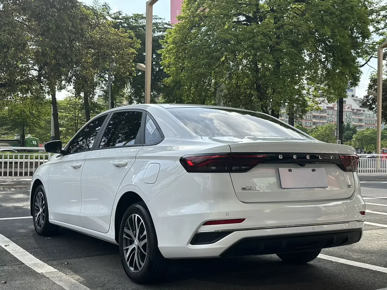 Geely emgrand
