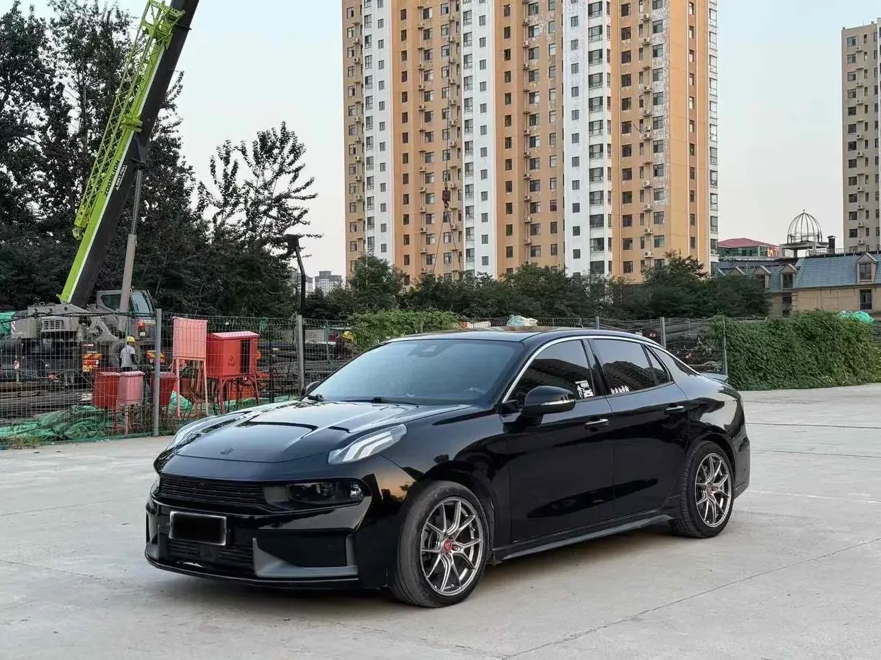 Lynk & Co 03