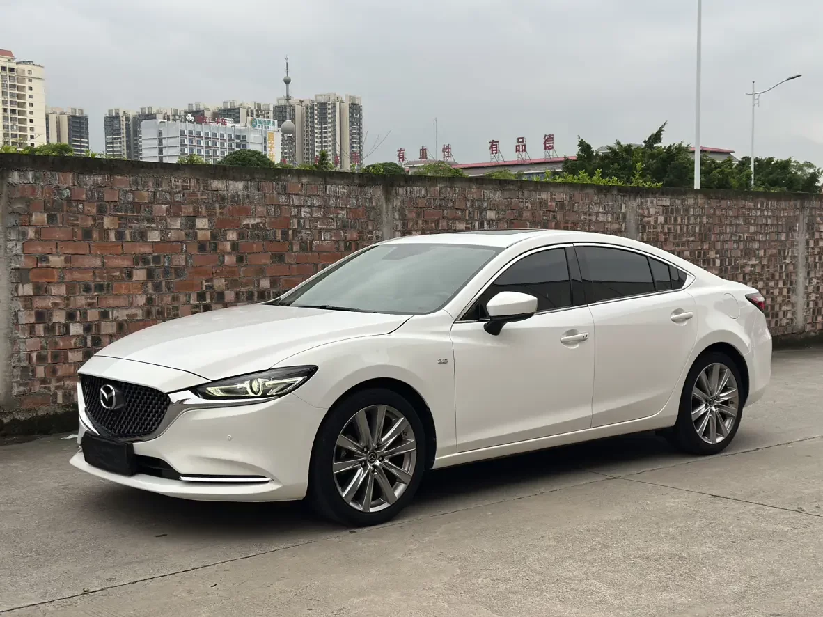 Mazda Atenza