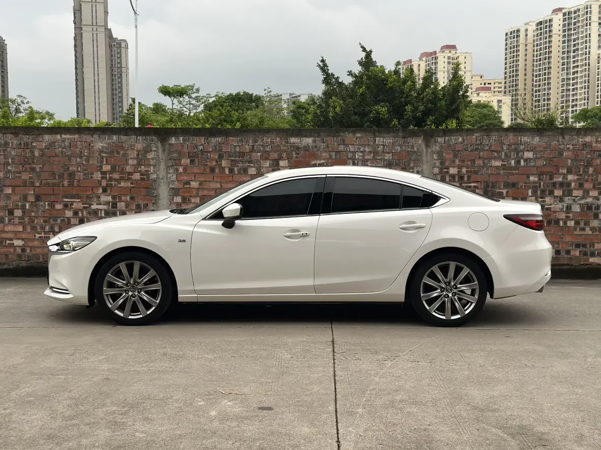 Mazda Atenza