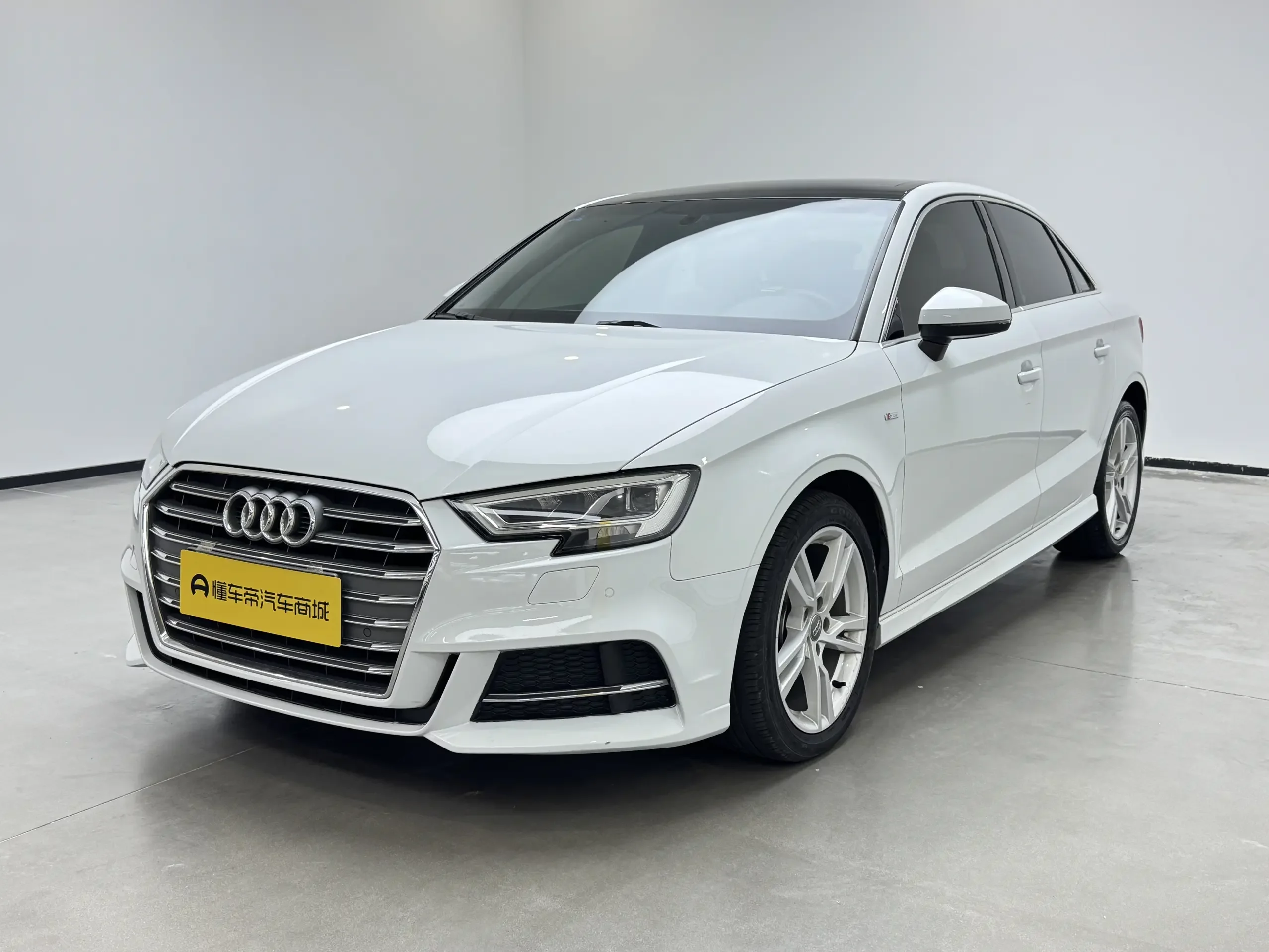 Audi A3  из Китая