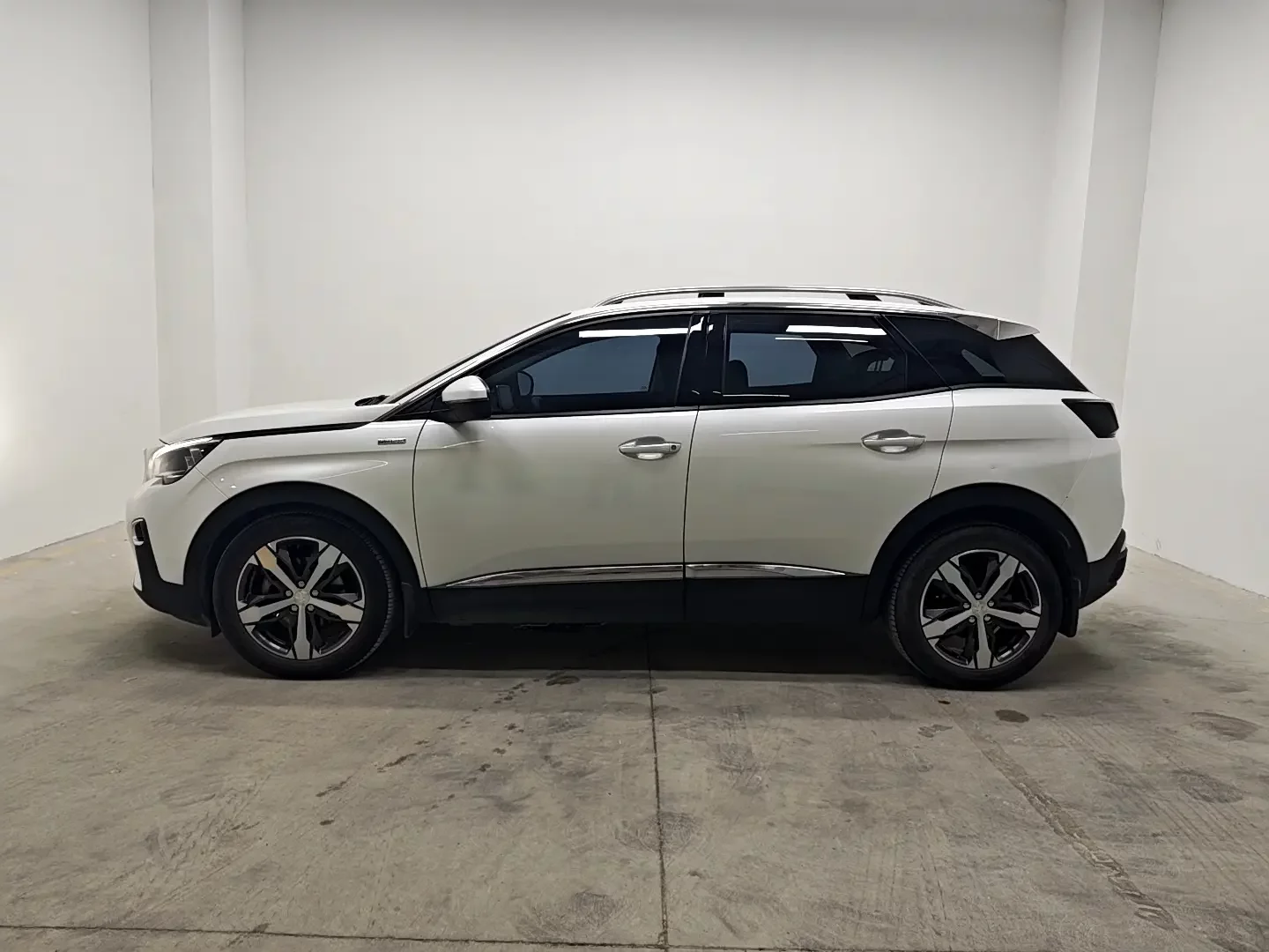 Peugeot 4008