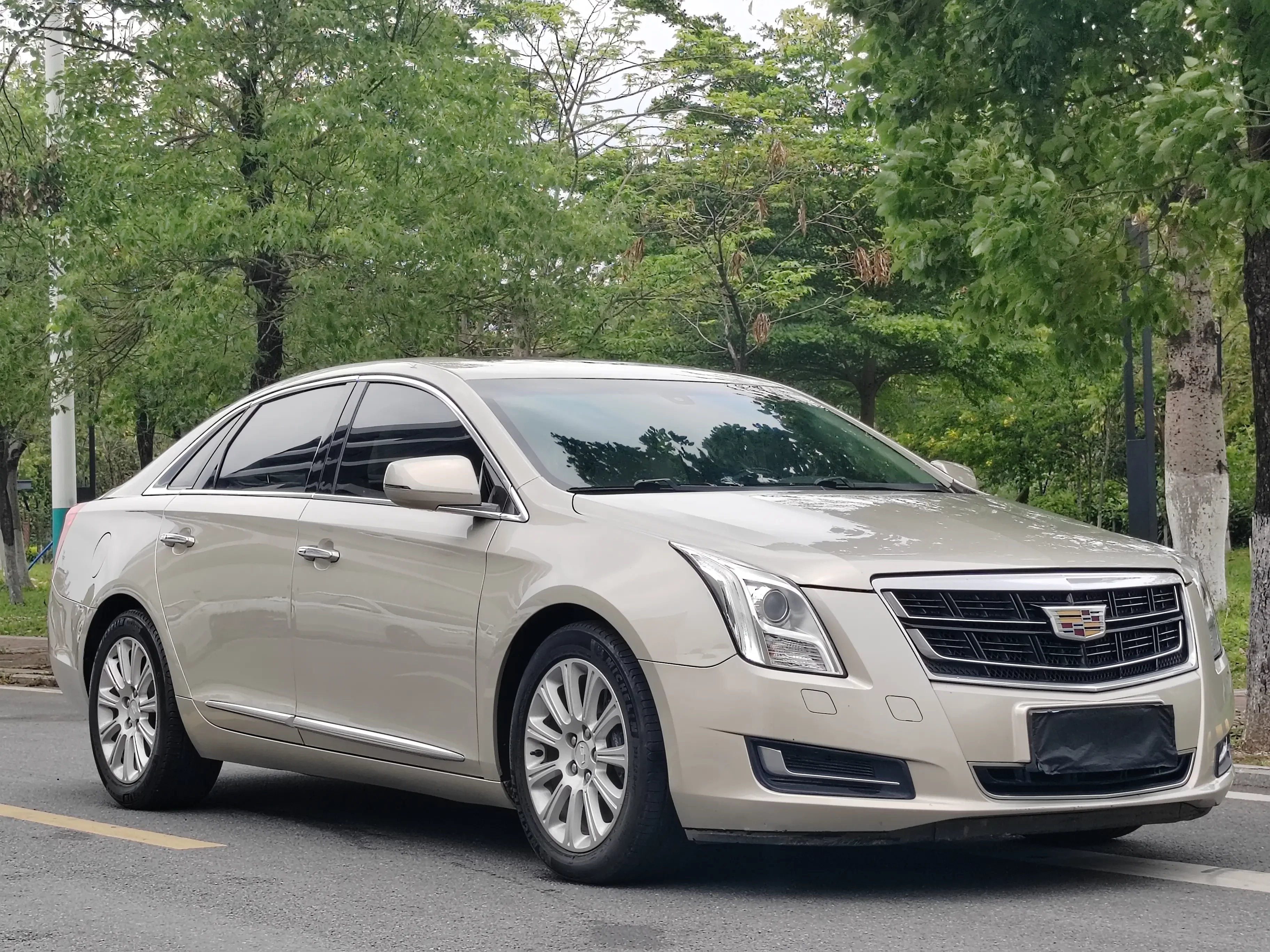 Cadillac XTS