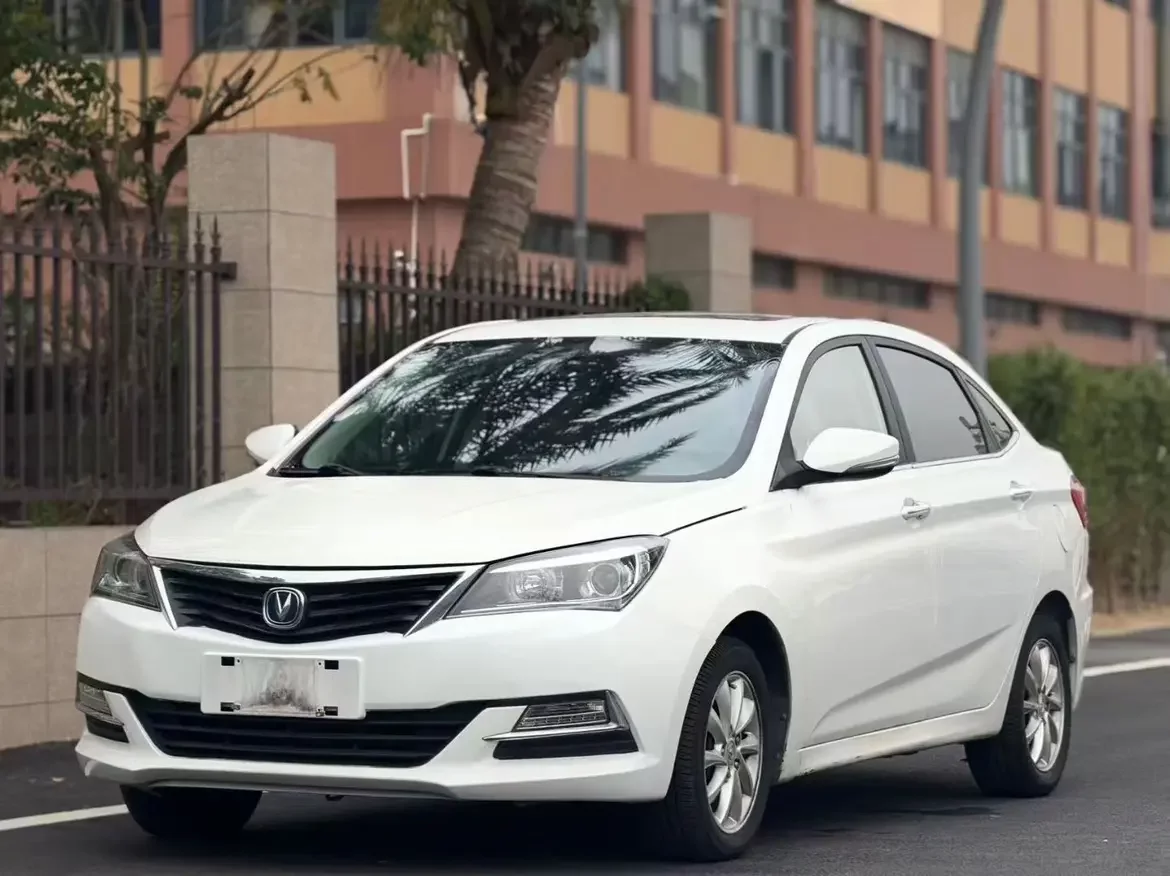Changan Yuexiang V7