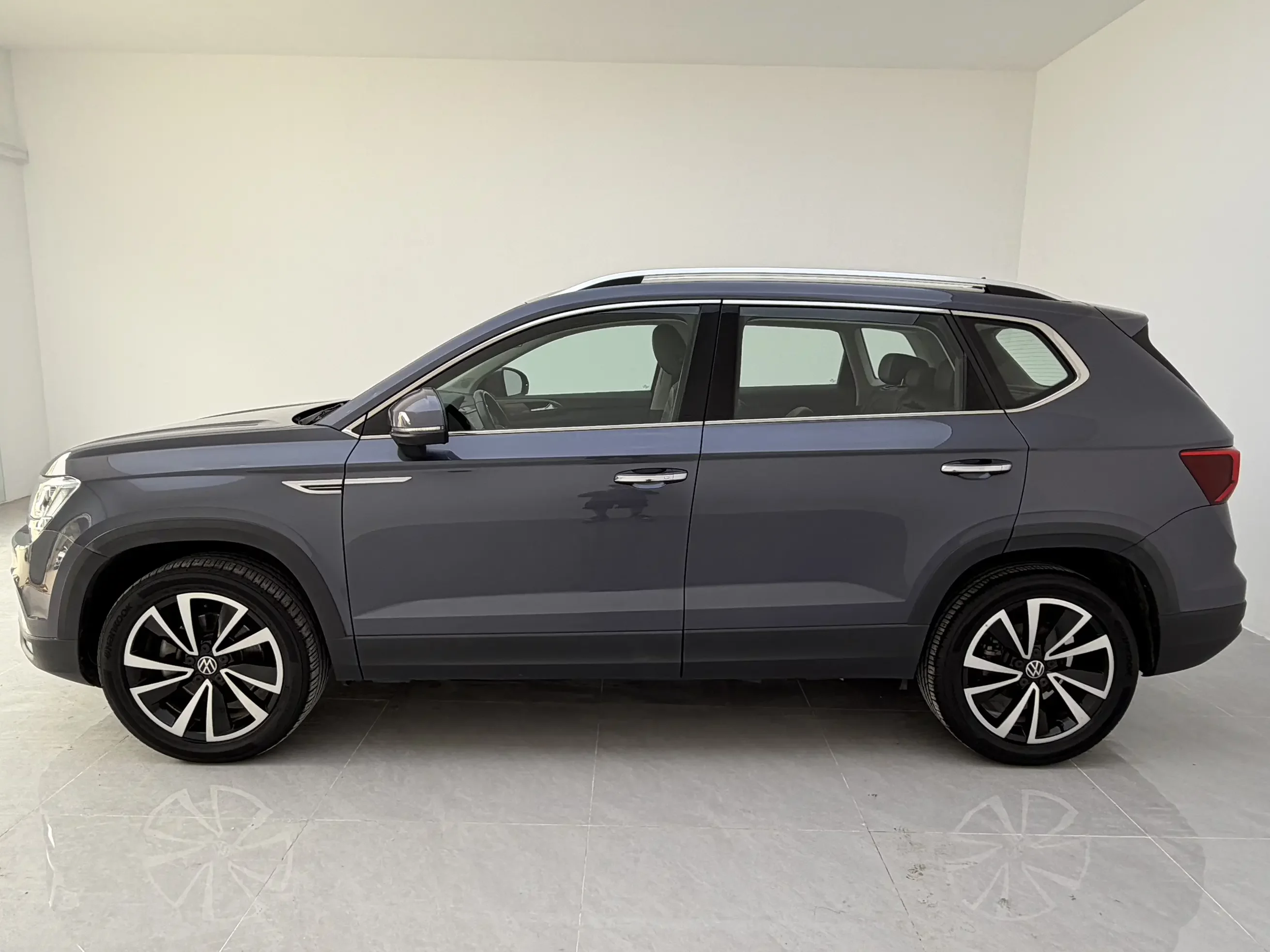 Volkswagen Tharu