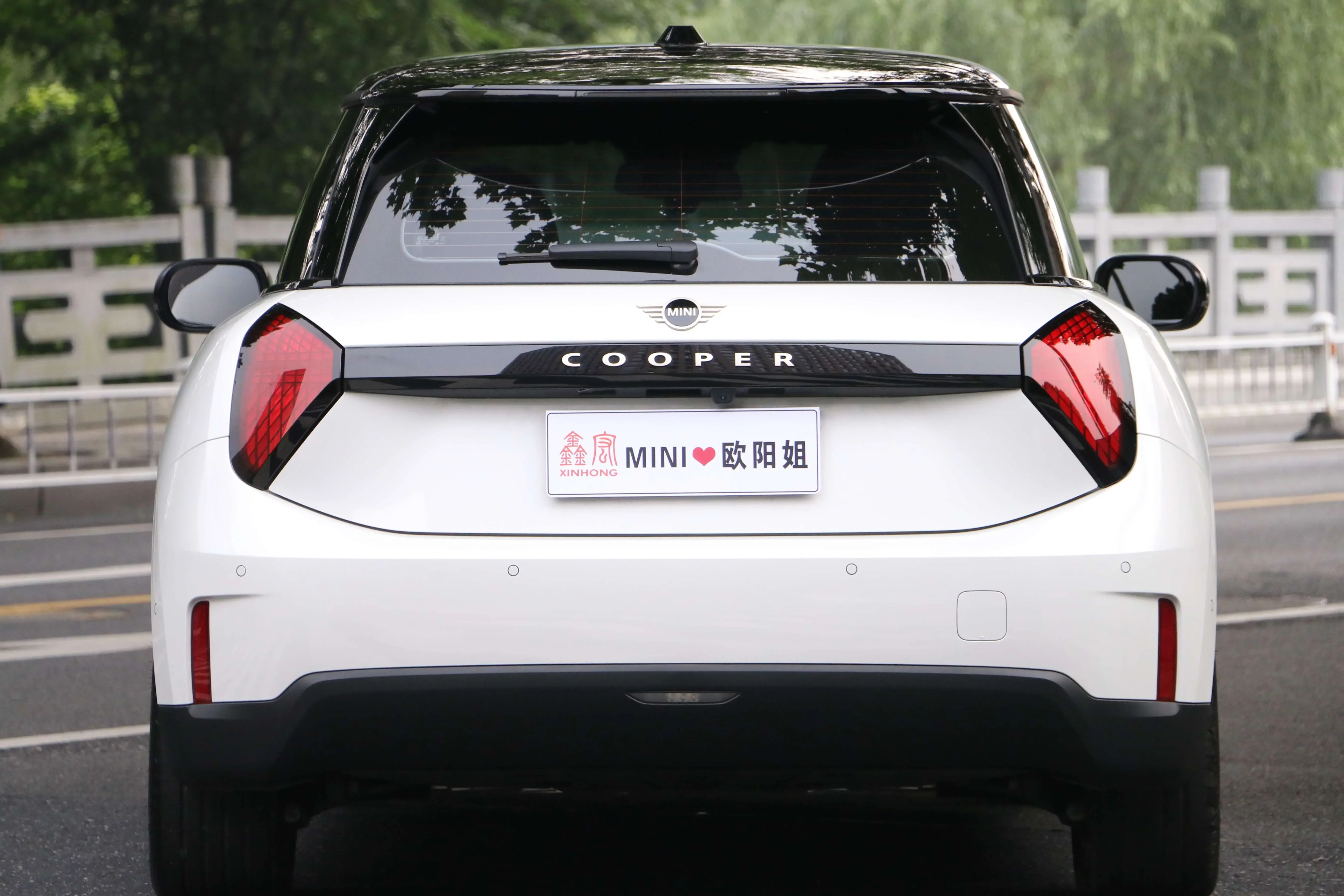 MINI ELECTRIC  COOPER