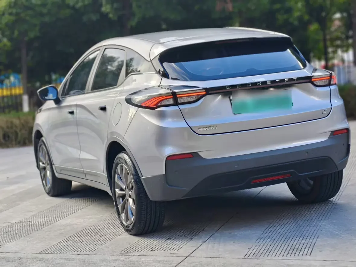 Geely Geometry C