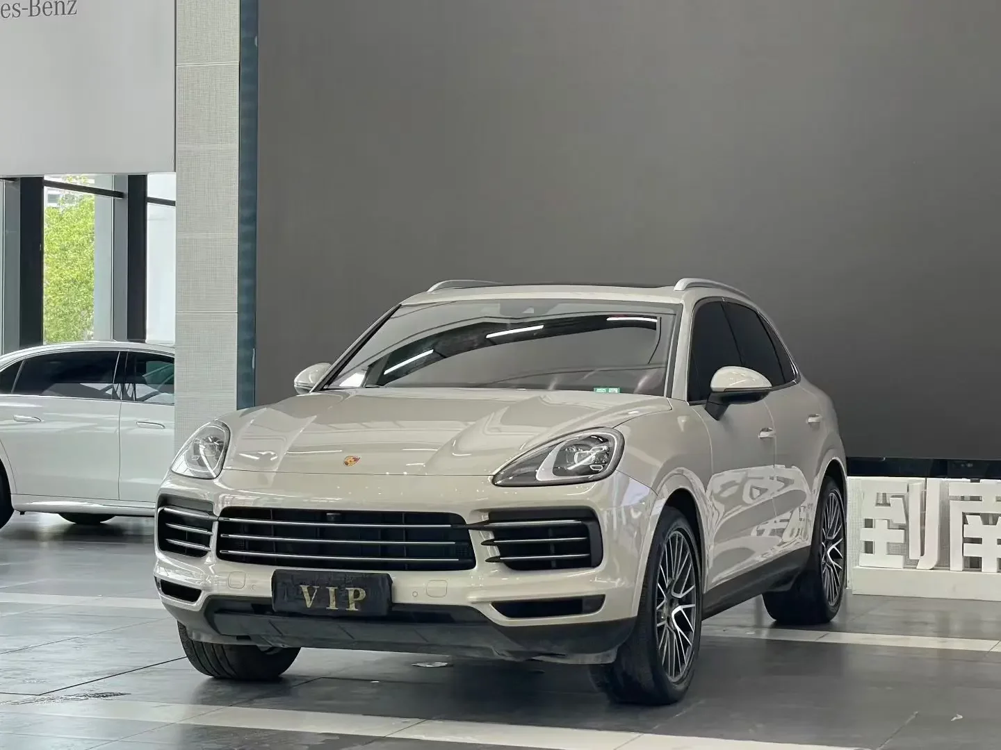 Porsche Cayenne  из Китая