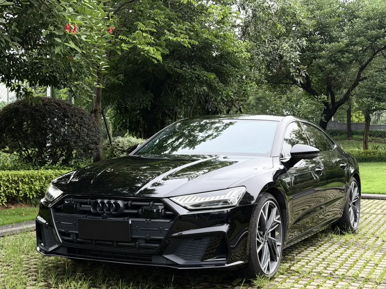 Audi A7L
