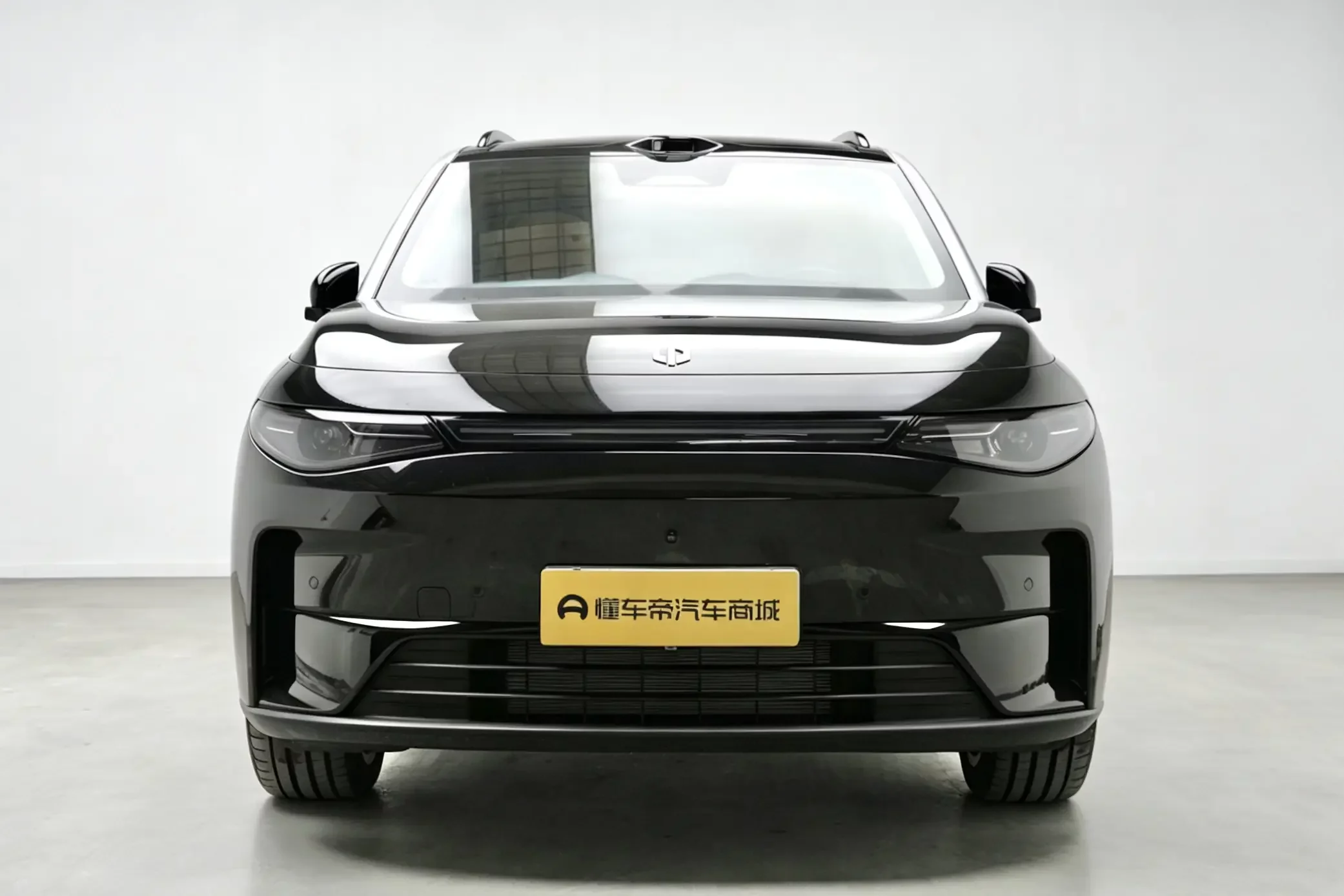 Leapmotor C16