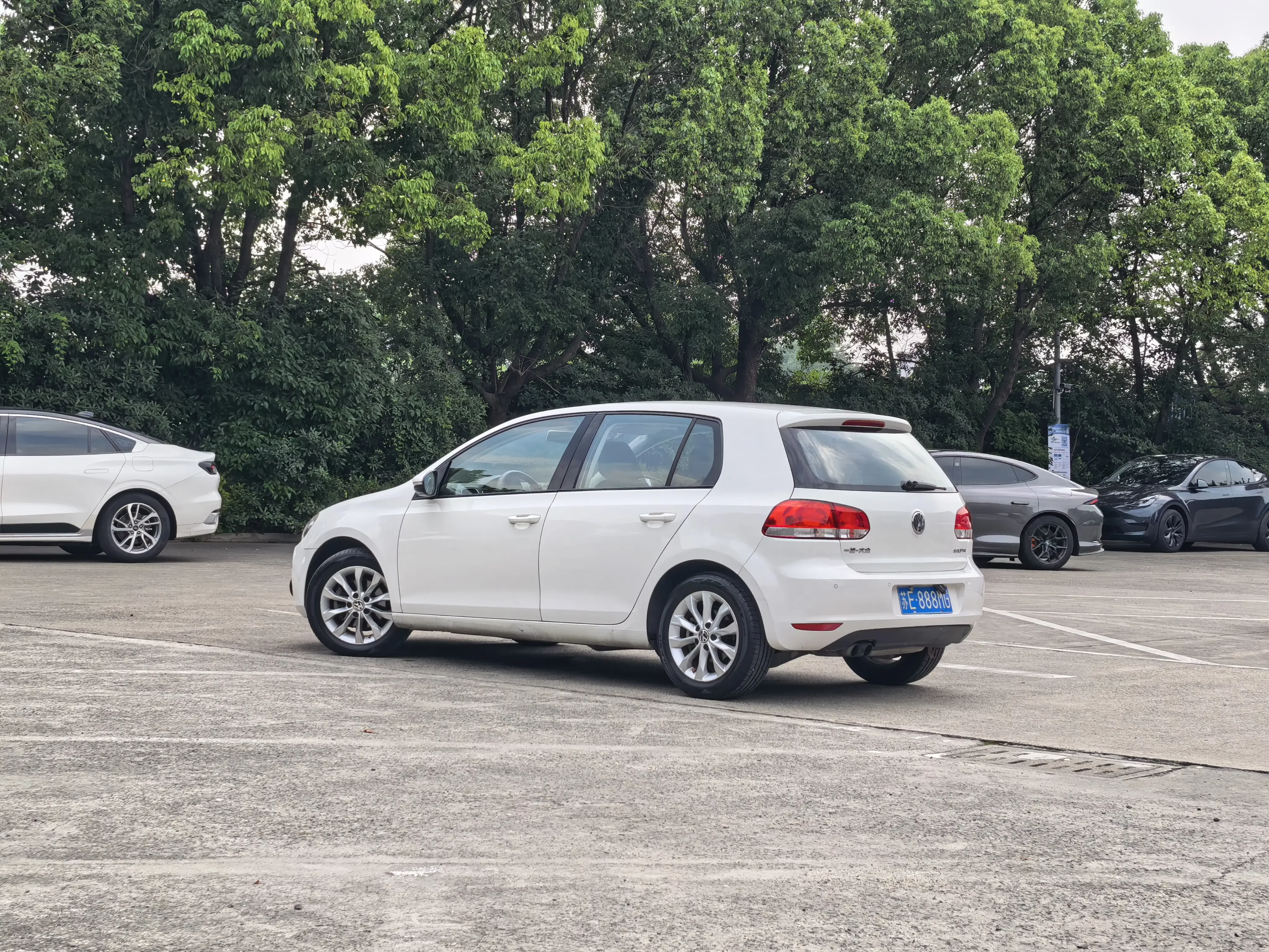 Volkswagen golf