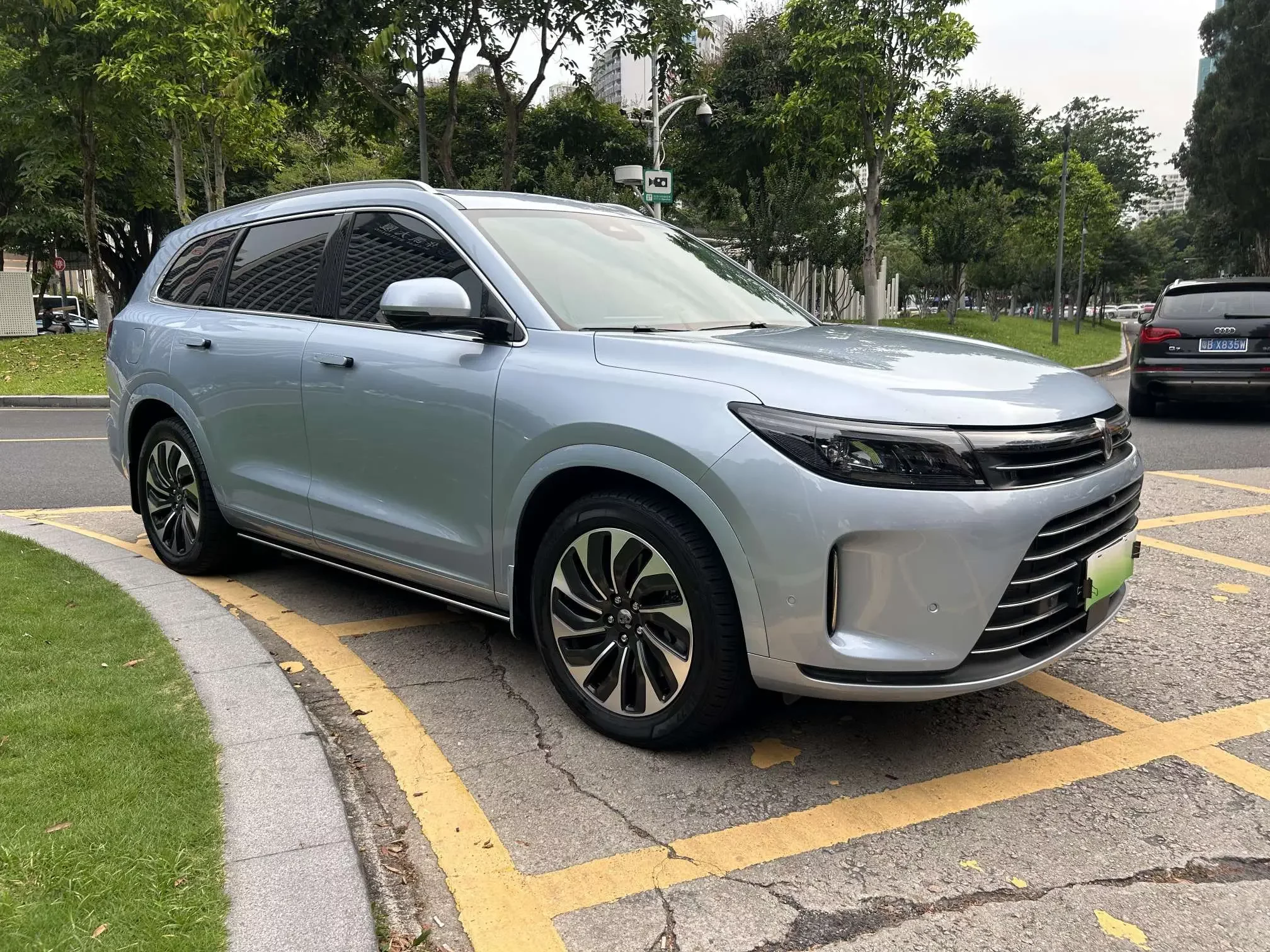 AITO M7