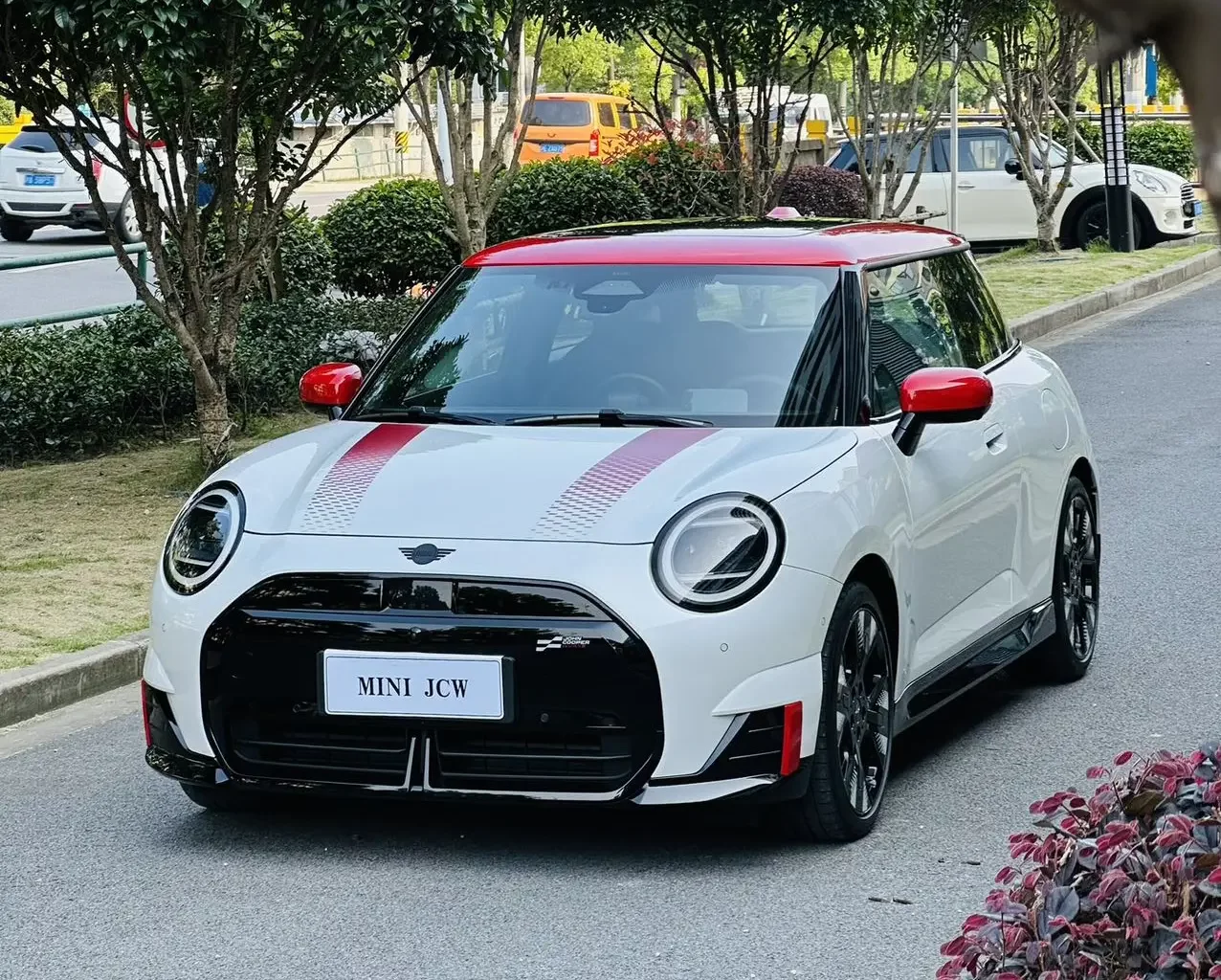 MINI Electric  JCW