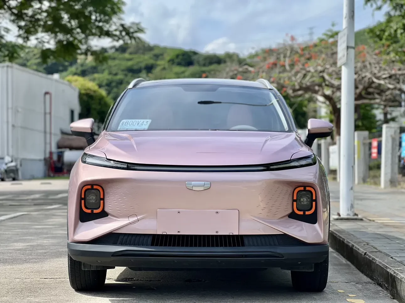 Geely Geometry E Firefly