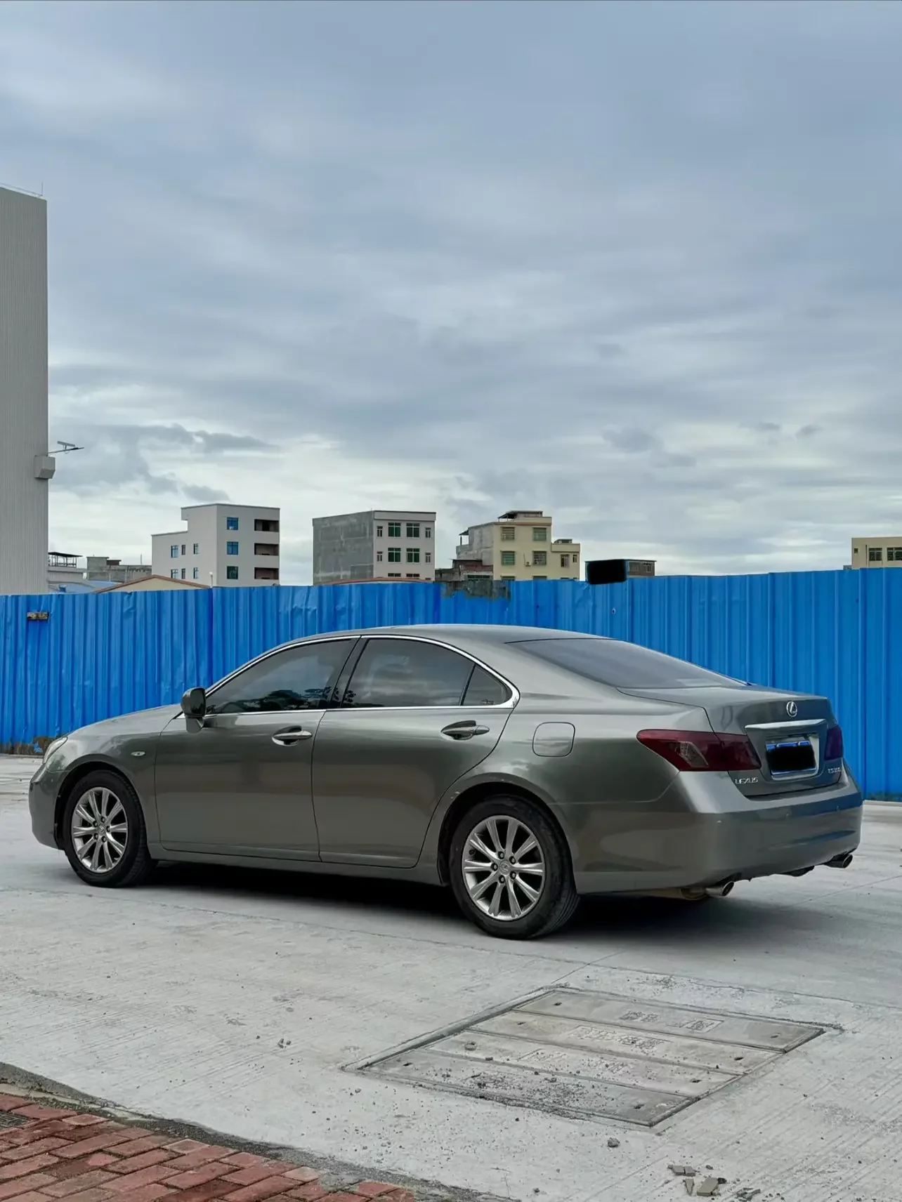 Lexus ES