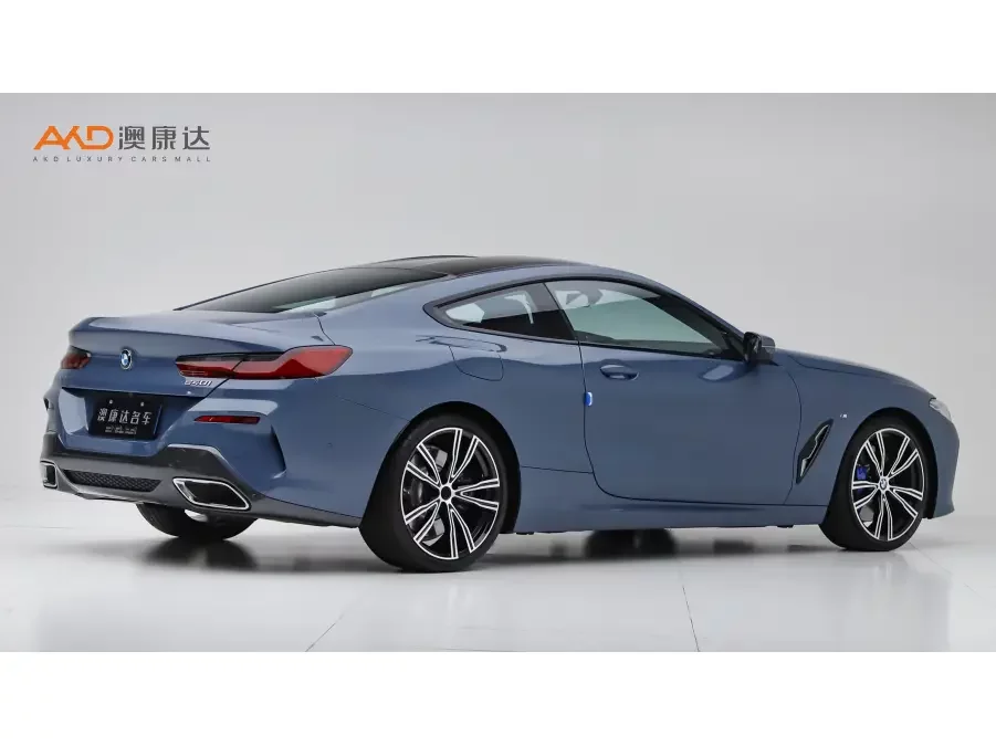 BMW 8 Series