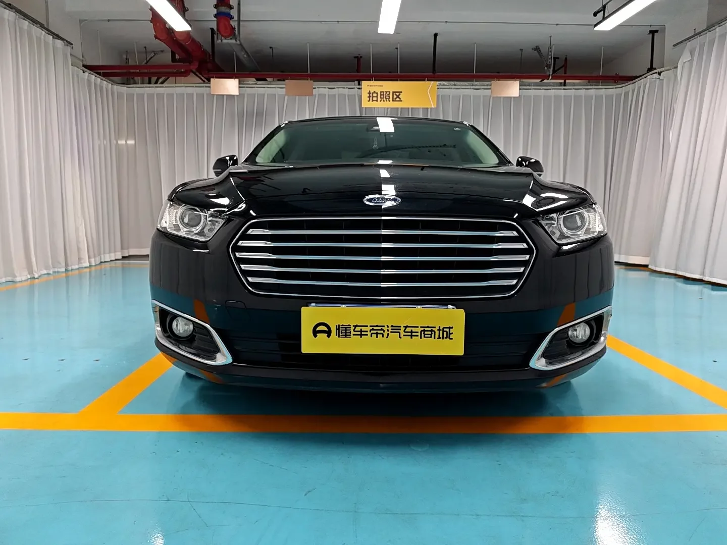 Ford Taurus