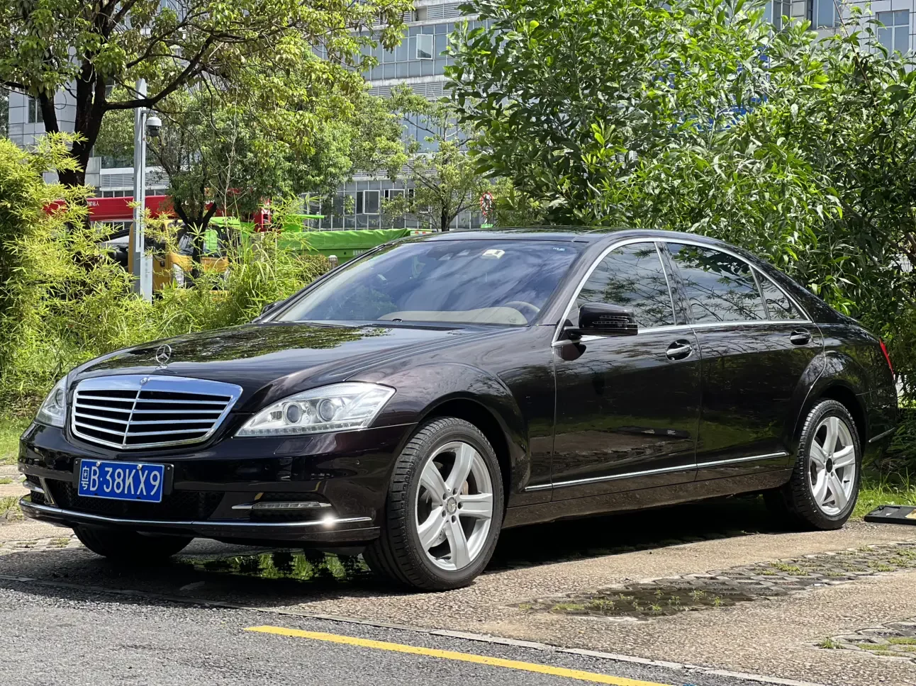 Mercedes-Benz S Class