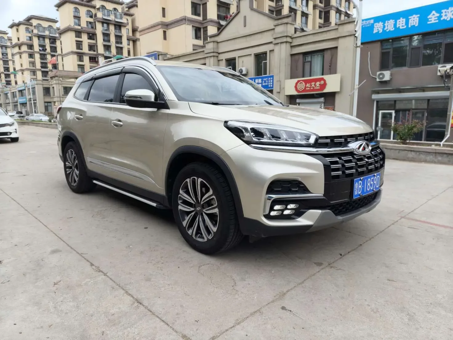 Chery Tiggo 8