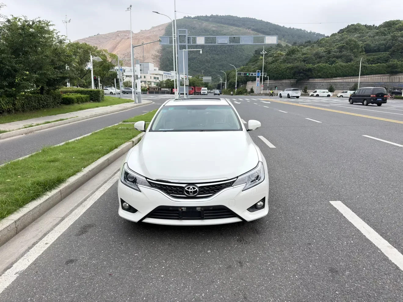 Toyota Ruizhi  из Китая