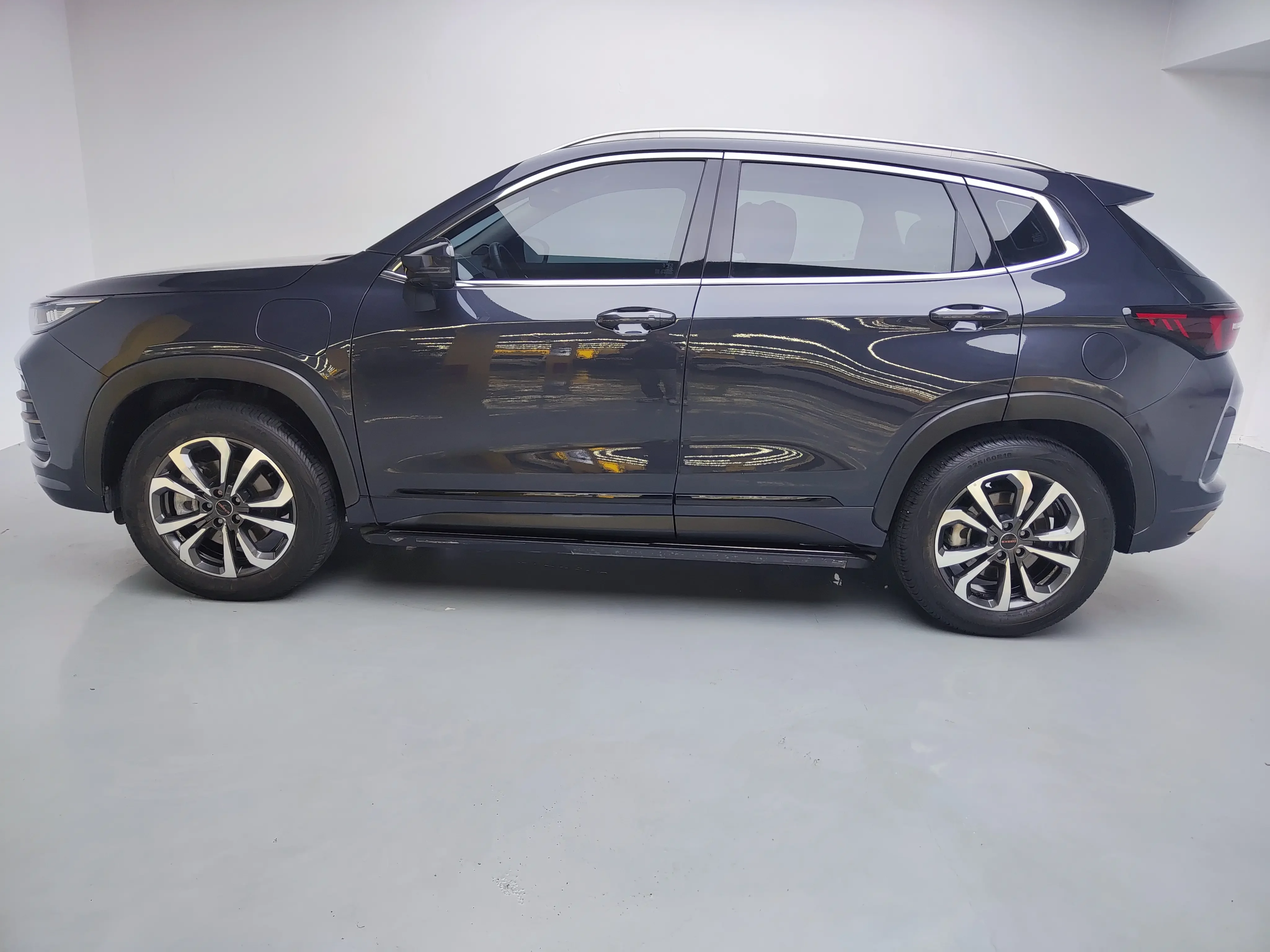 Exeed Xingtu Zhuifeng C-DM