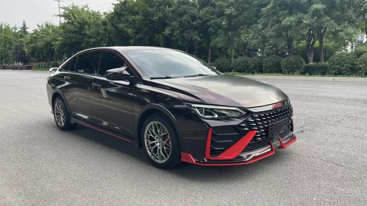 Dongfeng Yixuan MAX