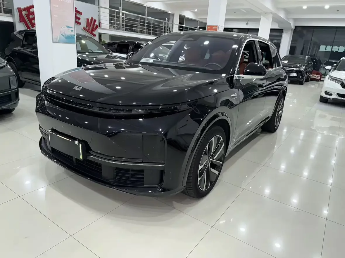 Lixiang L7