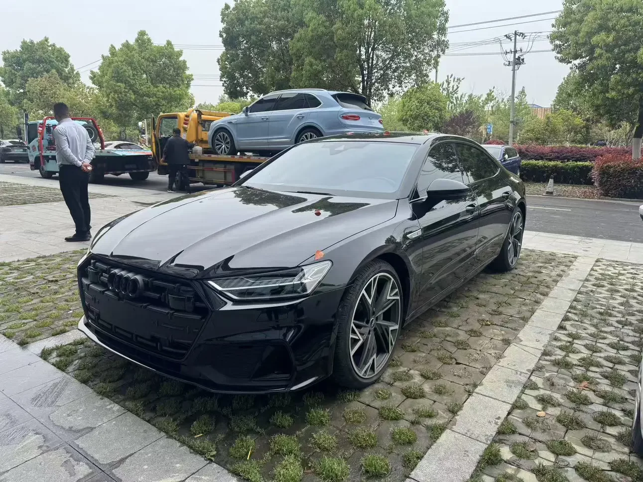 Audi A7L