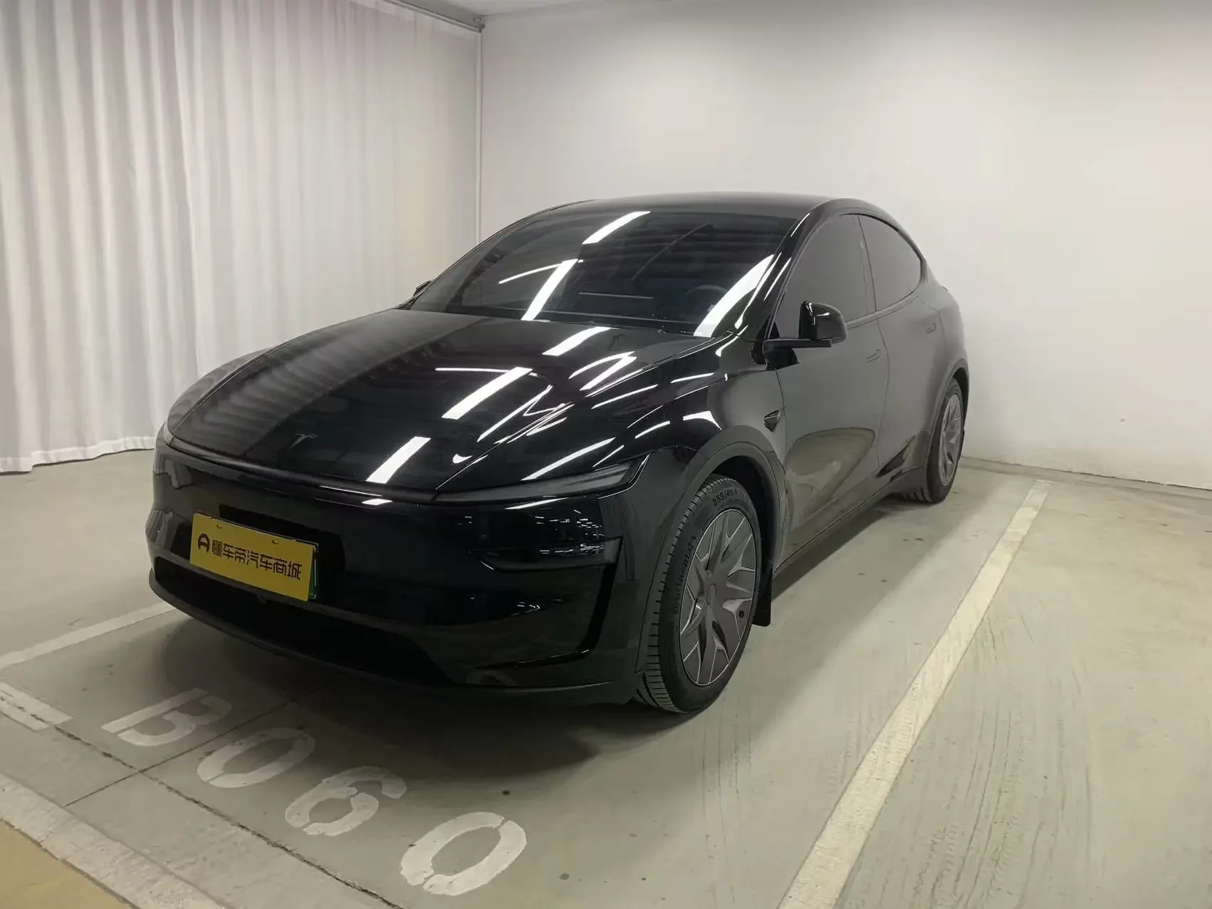 Tesla Model YL