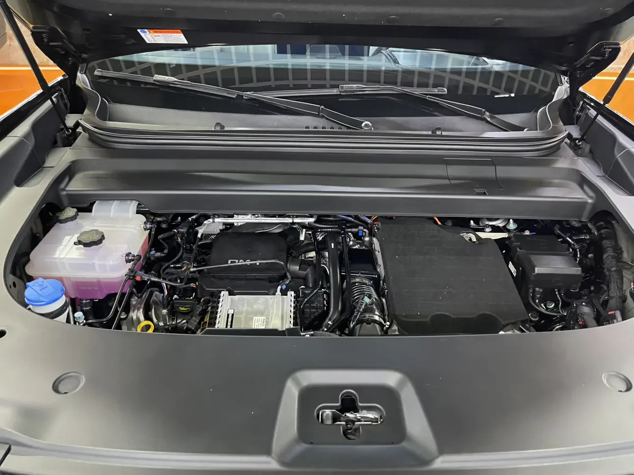 BYD Leopard Titanium 7 PHEV