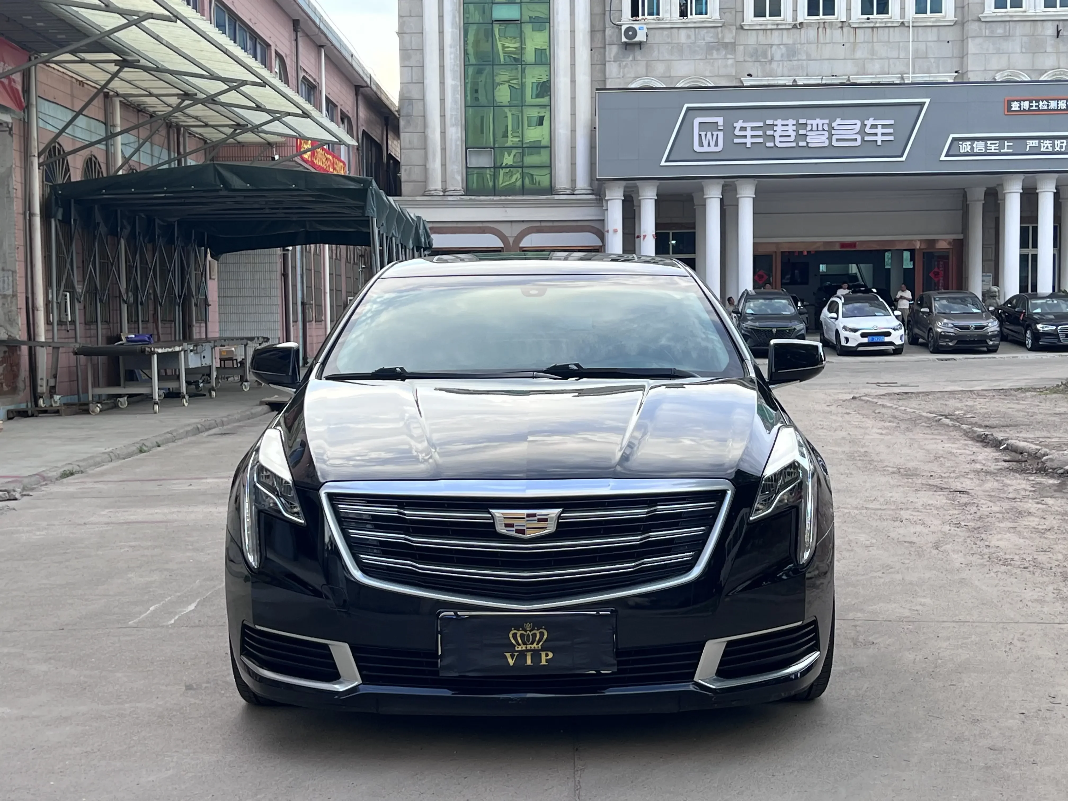 Cadillac XTS  из Китая