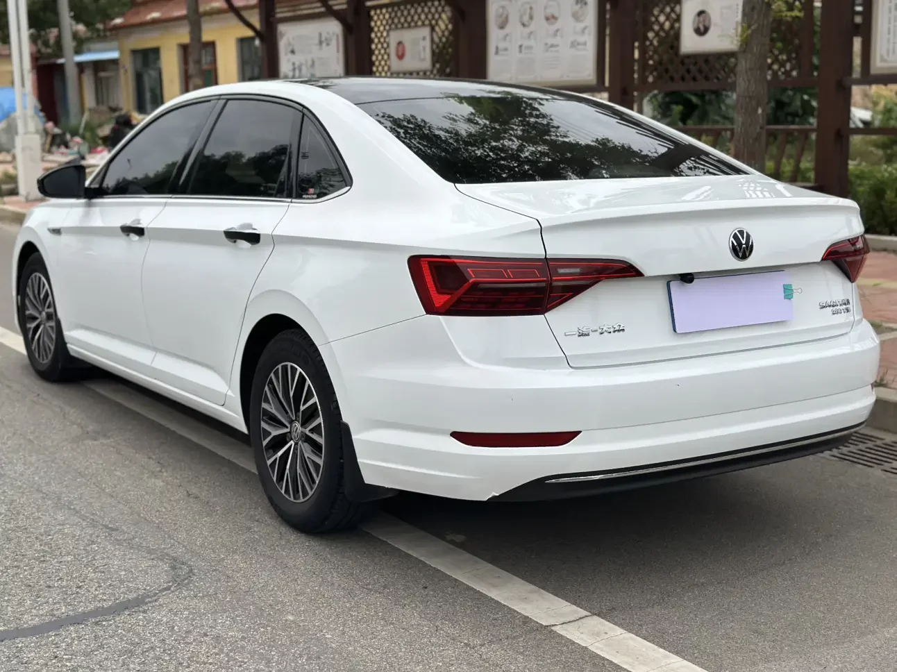 Volkswagen Sagitar